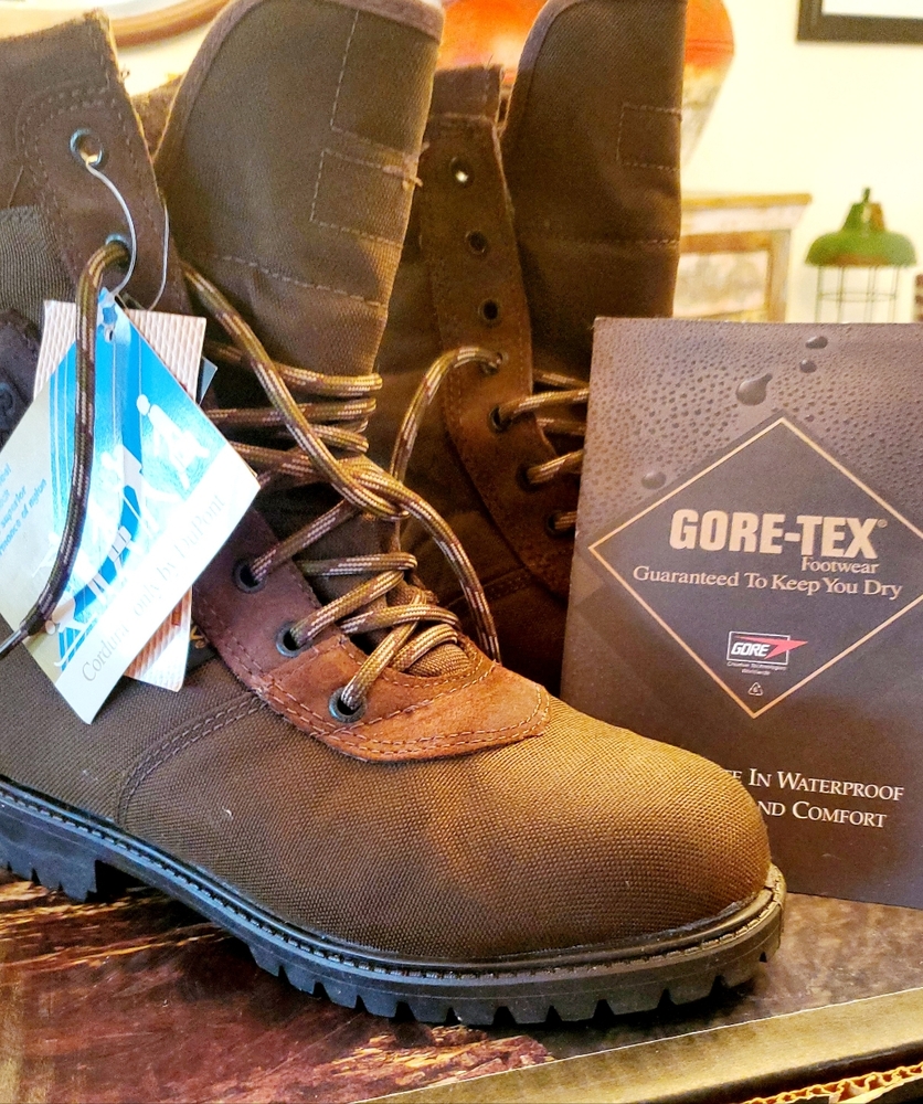 Rocky Boots- Gore-Tex Brown Men's Size 6 1/2